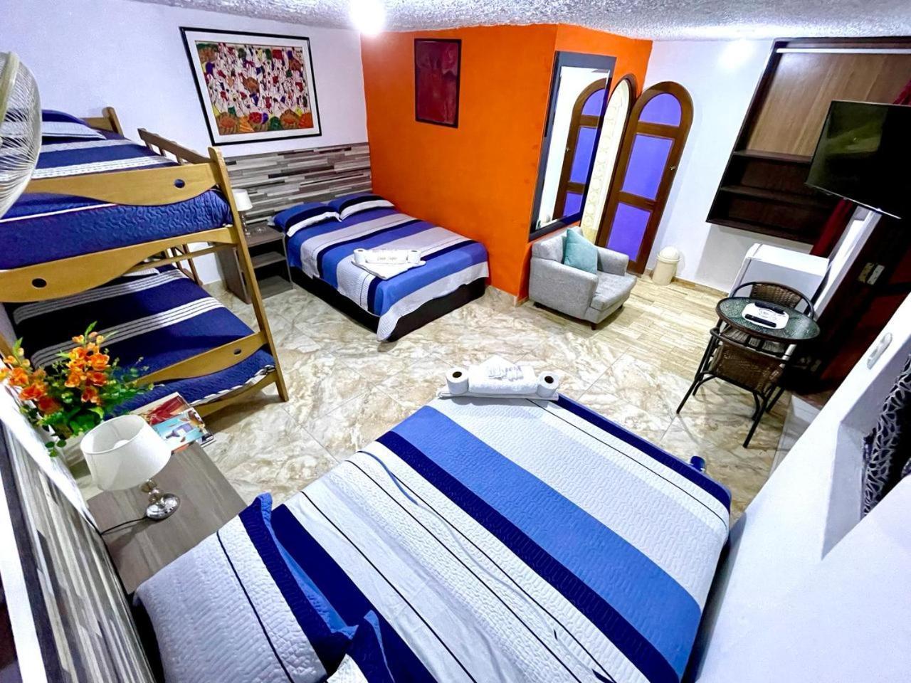 Hostal Ocean Pacifico بونتا نيغرا المظهر الخارجي الصورة
