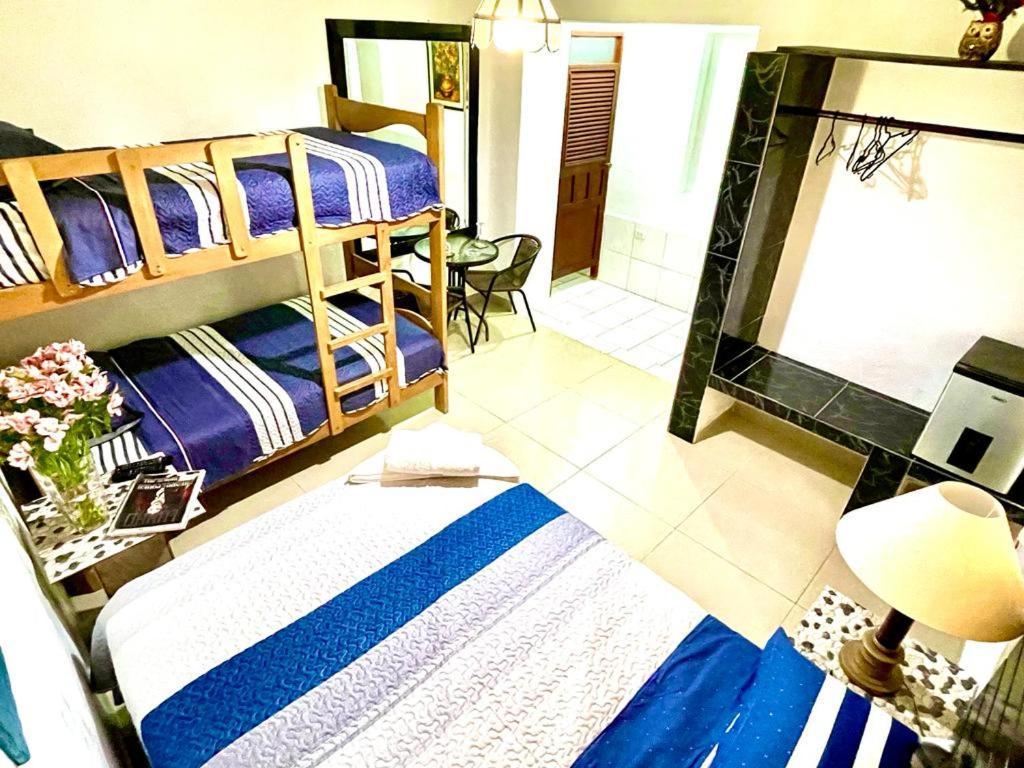 Hostal Ocean Pacifico بونتا نيغرا المظهر الخارجي الصورة