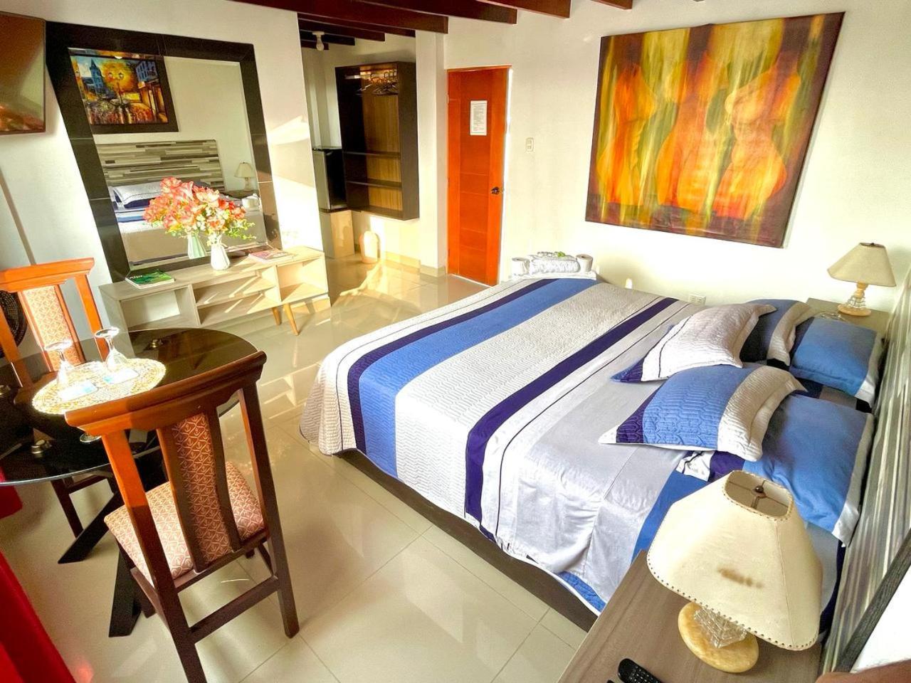 Hostal Ocean Pacifico بونتا نيغرا المظهر الخارجي الصورة