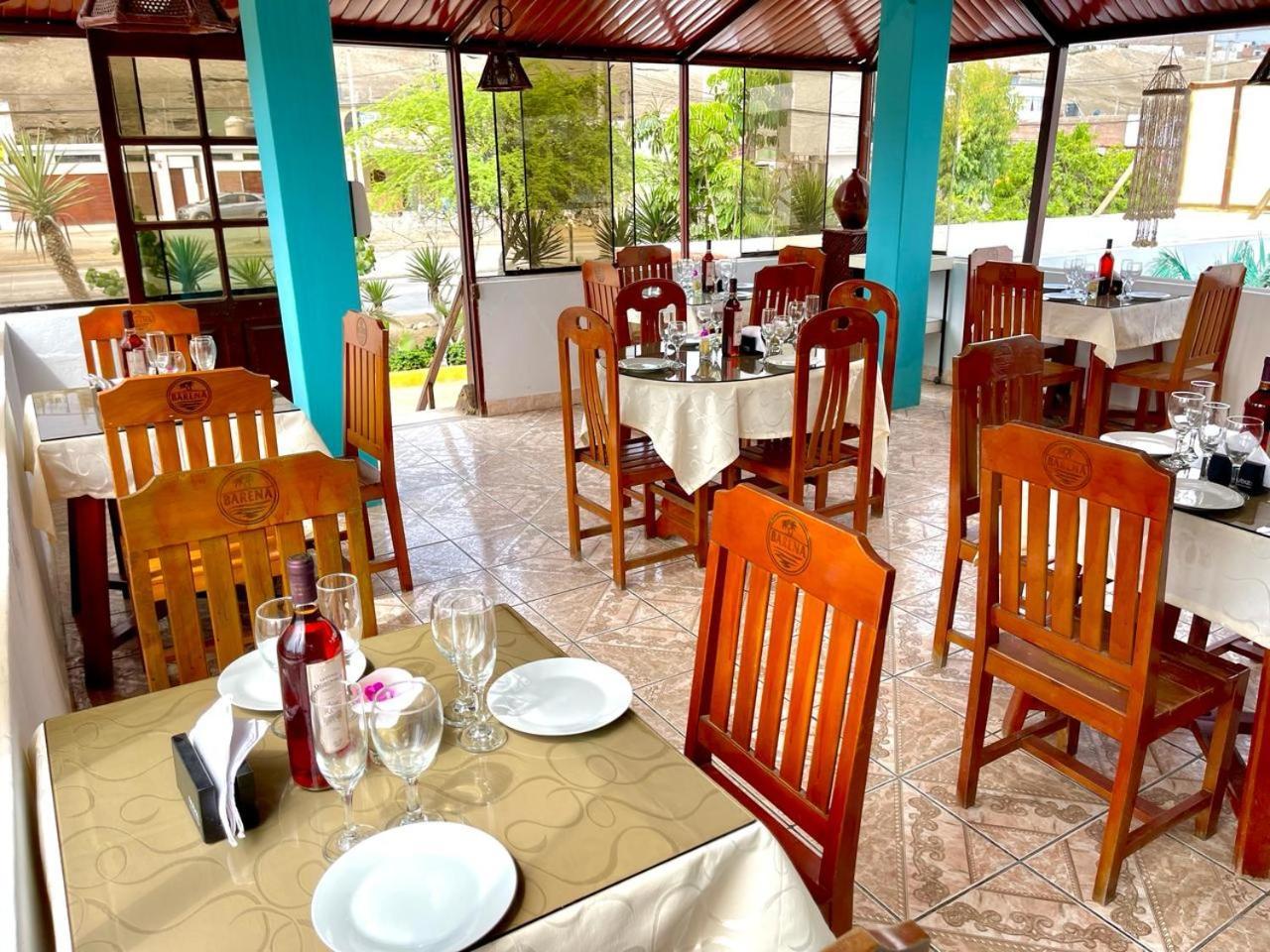 Hostal Ocean Pacifico بونتا نيغرا المظهر الخارجي الصورة