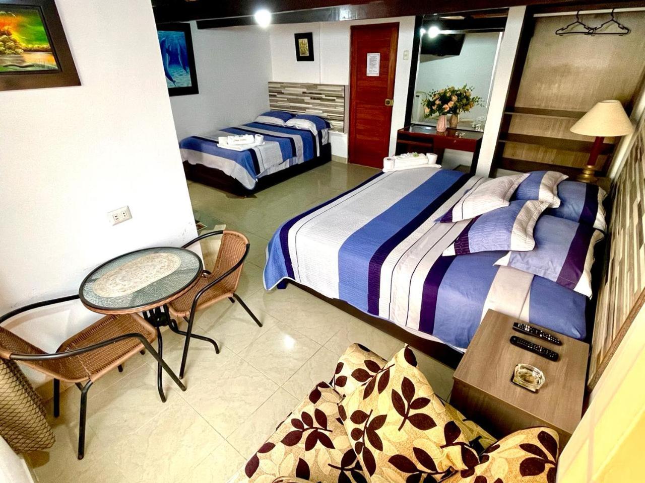 Hostal Ocean Pacifico بونتا نيغرا المظهر الخارجي الصورة